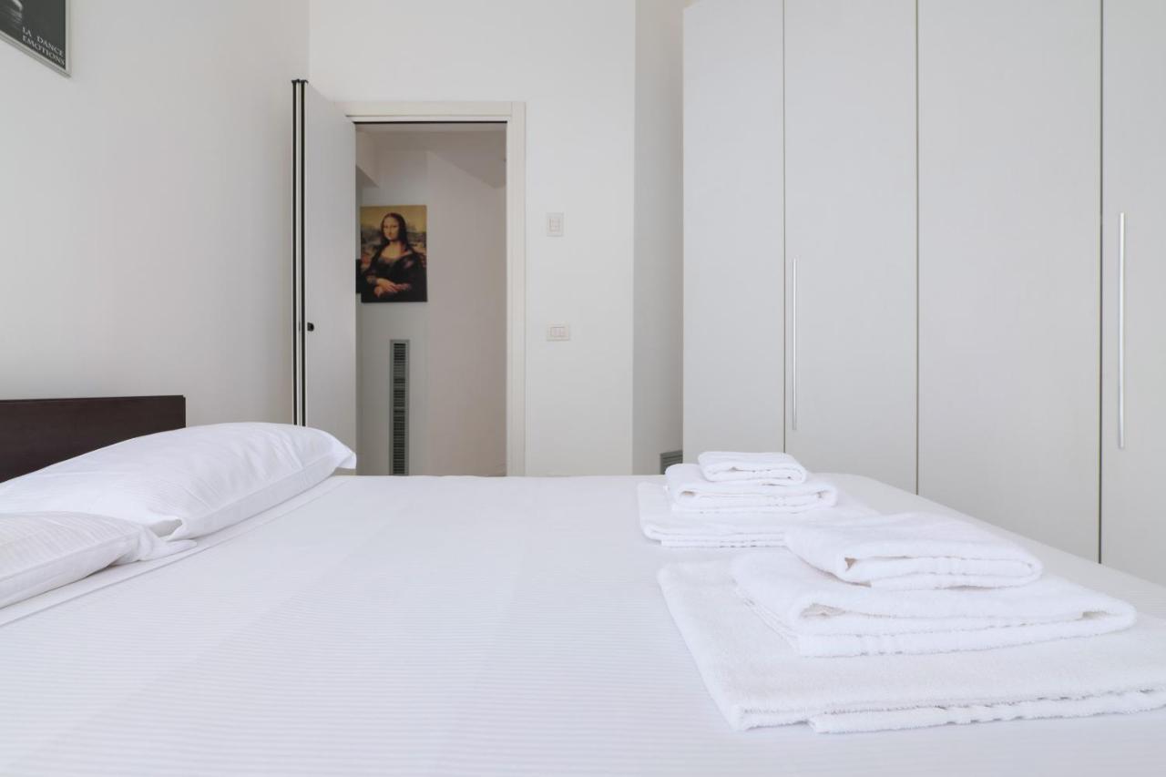 Prestige Boutique Homes - Duomo 1 Milano Exterior foto